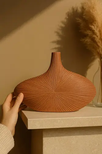 Terrakota guldon, quyosh relyefli va g'ayrioddiy shaklli X-VASE2