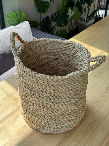 Плетеная корзина из джута: модель X-BS15L, размер 32 x 30 см